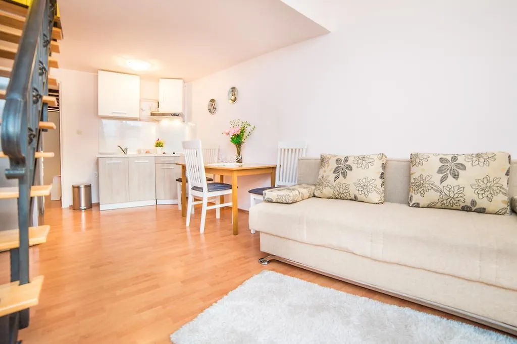 Apartments Dominik 268 Rovinj